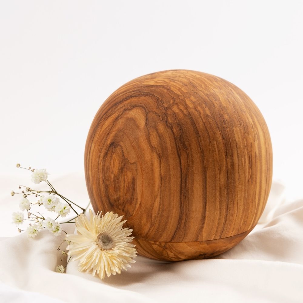 Houten urn