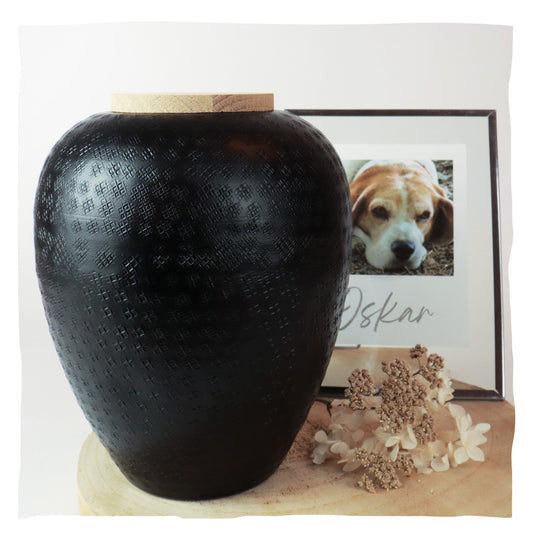 Aluminium urn "Black Metallic"