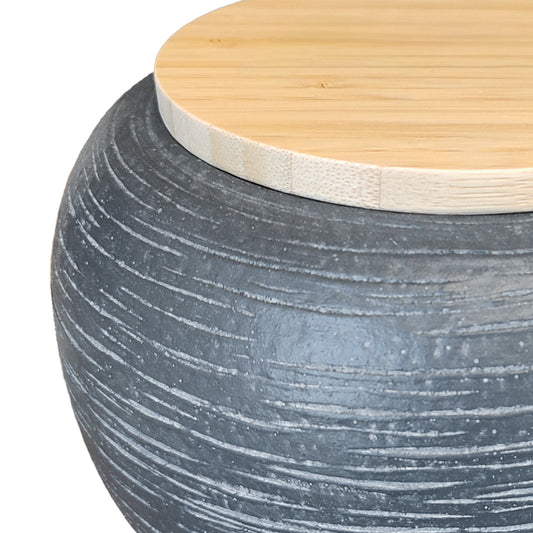 Keramische urn "Match II", gekruld
