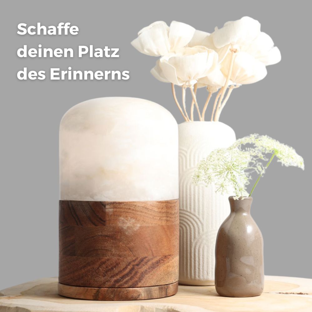 Dieren urn “Light of Memory” - albast en mango