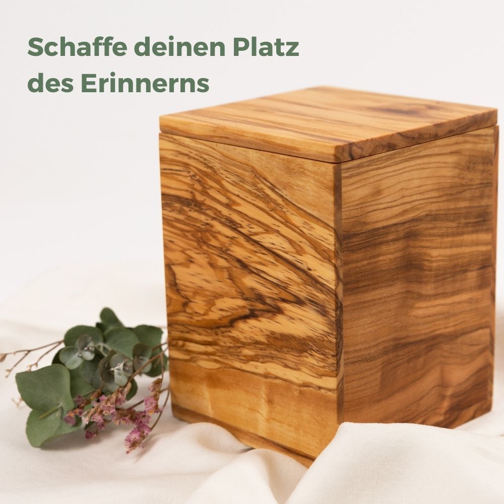Houten urn
