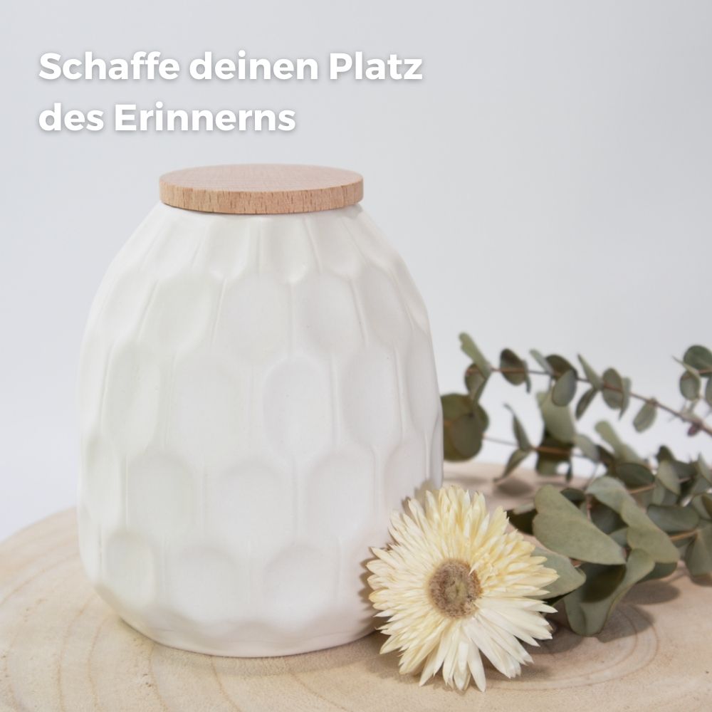 Keramische urn „White Structure“