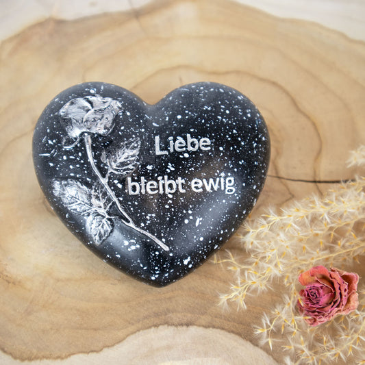 Gedenksteen "Zwart Hart met Roos"