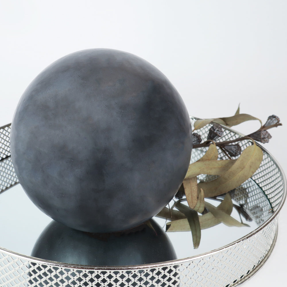 Outdoor urn 