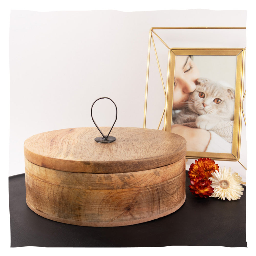Houten urn 