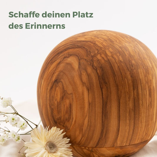 Houten urn "Olive Ball"