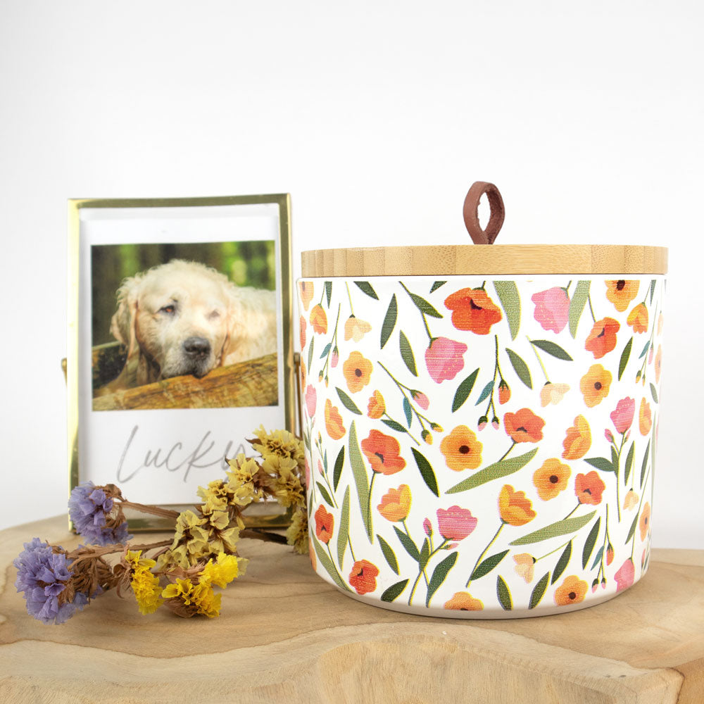 Keramische dierenurn „Floral Greetings“
