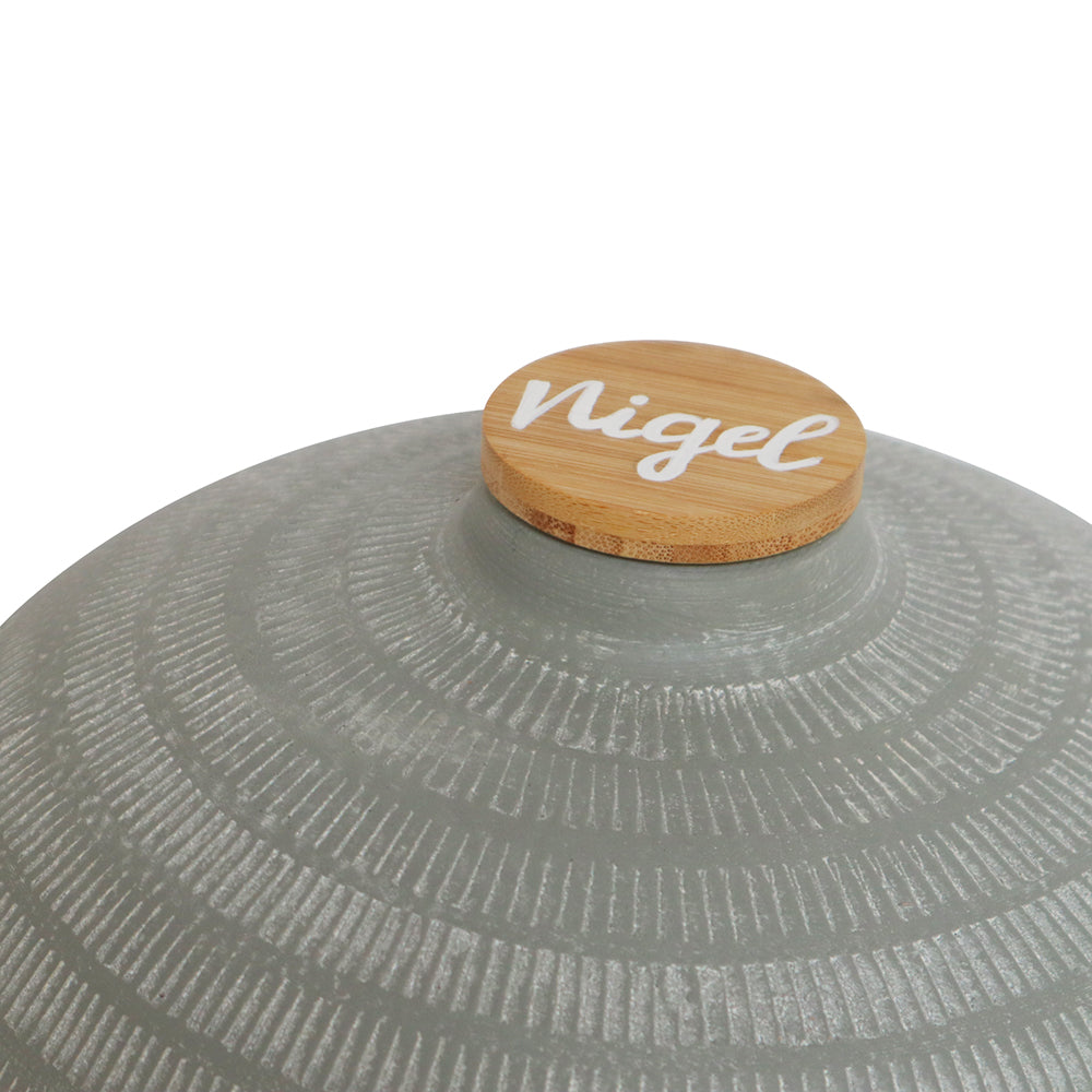 Premium urn 